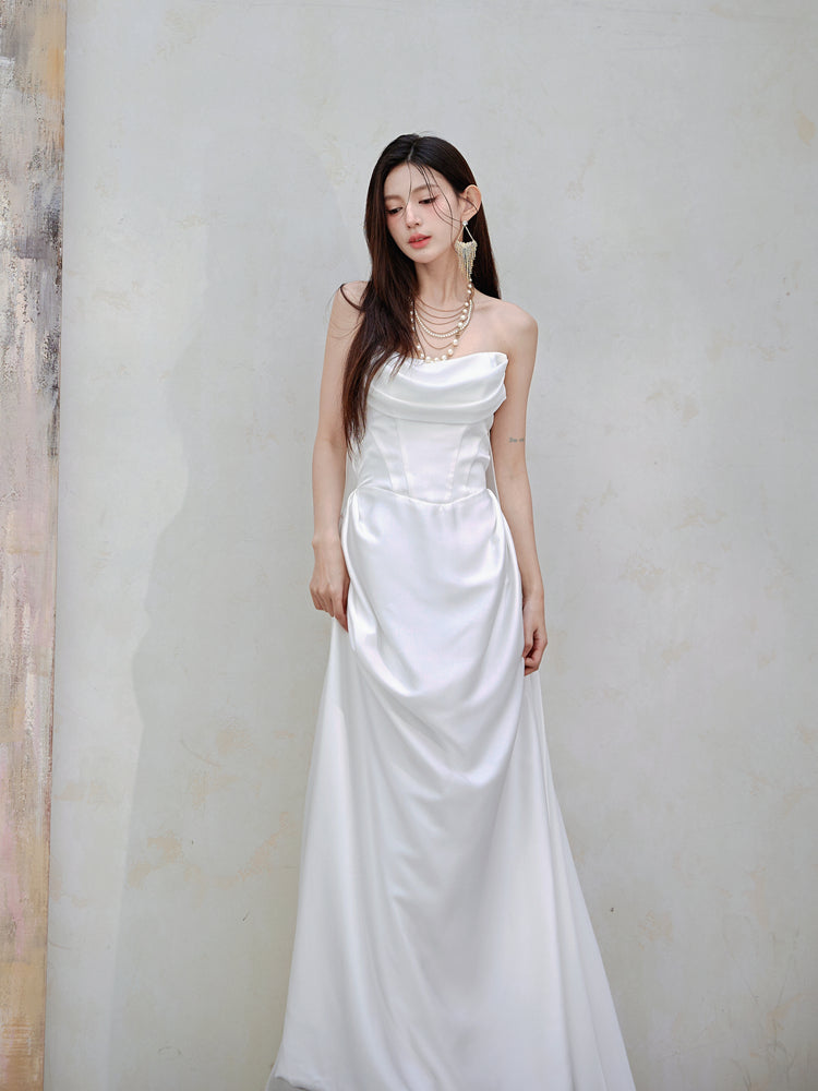 Dollytang Muriel Strapless Pure White Gathered Warp Supported By Fish Bones Maxi Dress